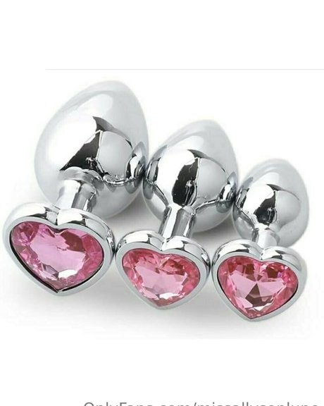 missallysonlune onlyfans explicit content