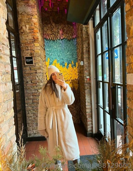 annie minor onlyfans pics