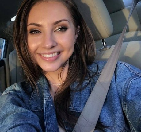 Kaelyn Myers onlyfans leak