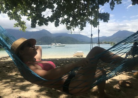 isiscristine onlyfans archive