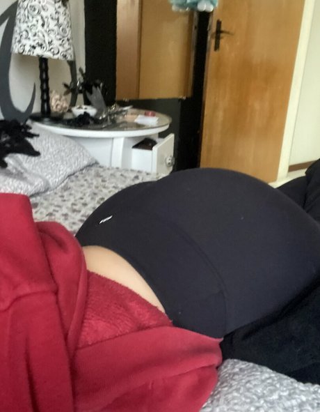 Agnees Monteiro onlyfans strip