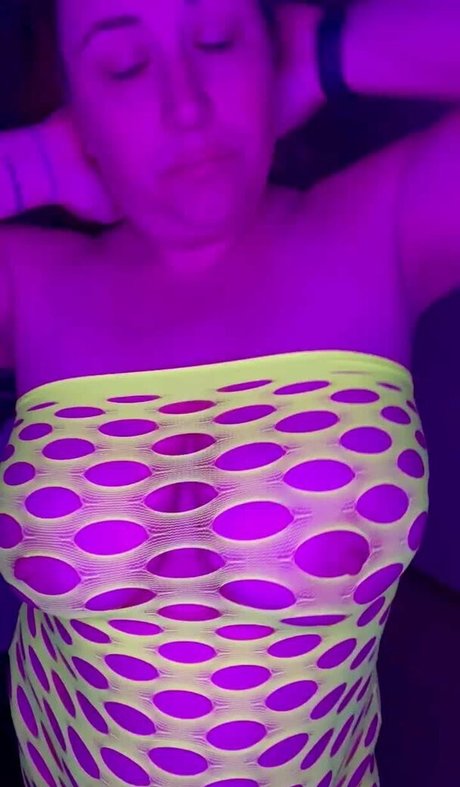 Betsy Torrid onlyfans fuck