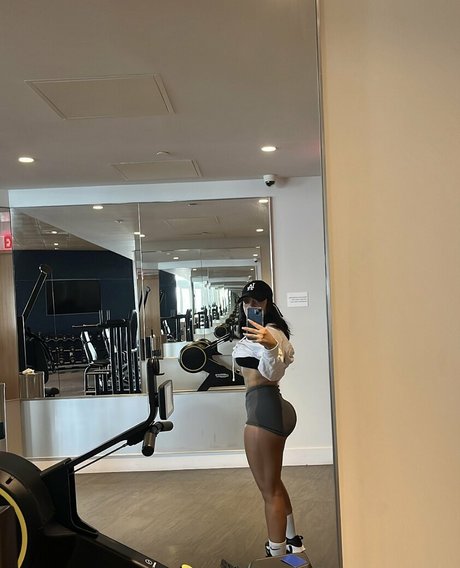 gymgirllex nudes only fans