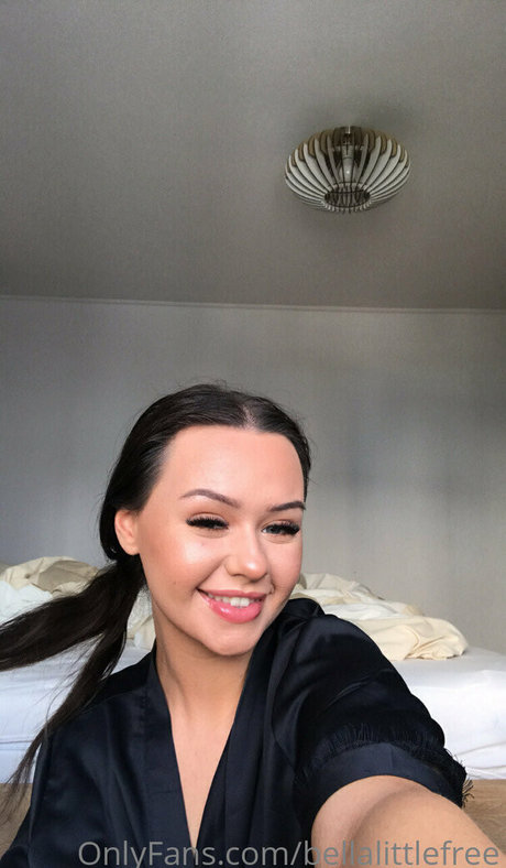 bellalittlefree22 free only fans