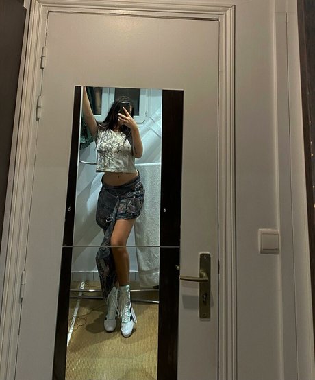 Linea Sindt nude leaks onlyfans