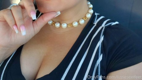 lizziesexifeet sextape onlyfans