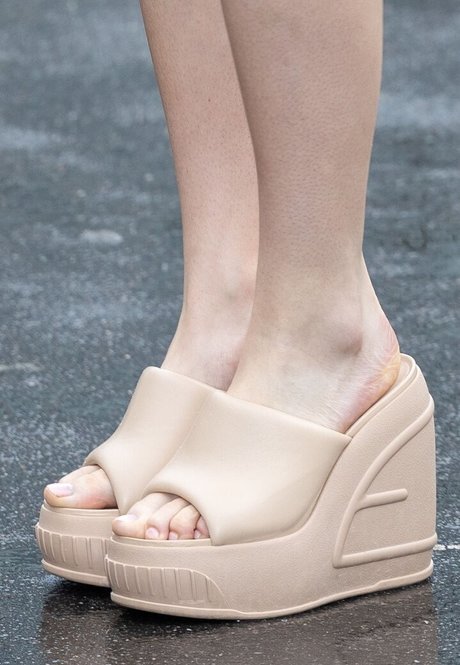 Emilia Jones nsfw onlyfans