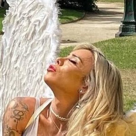 JeSuisBabi only fans nudes