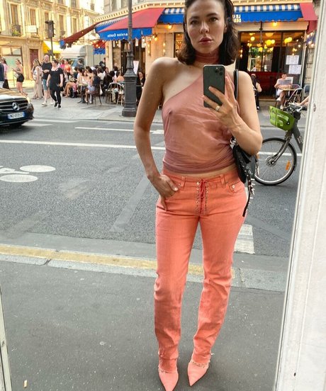 ninakraviz nude porn onlyfans