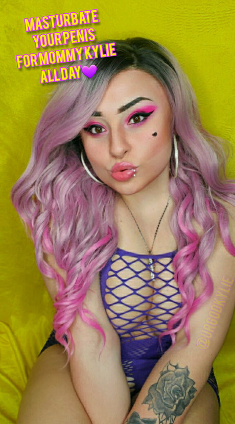 urpawgkylie onlyfans leaks porn