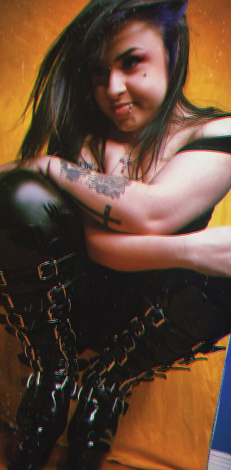 urpawgkylie onlyfans explicit content