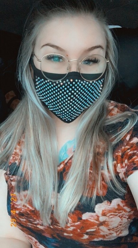 stormieadams93 feet onlyfans