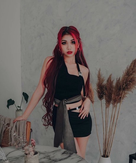 Wanderlustss onlyfans striptease