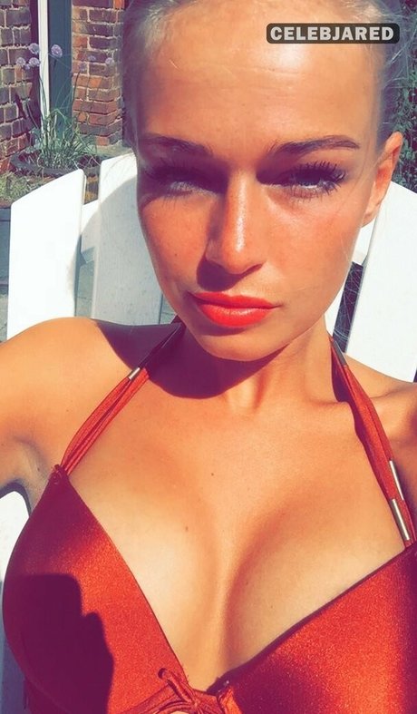 Frederikke Bach leak onlyfans porn