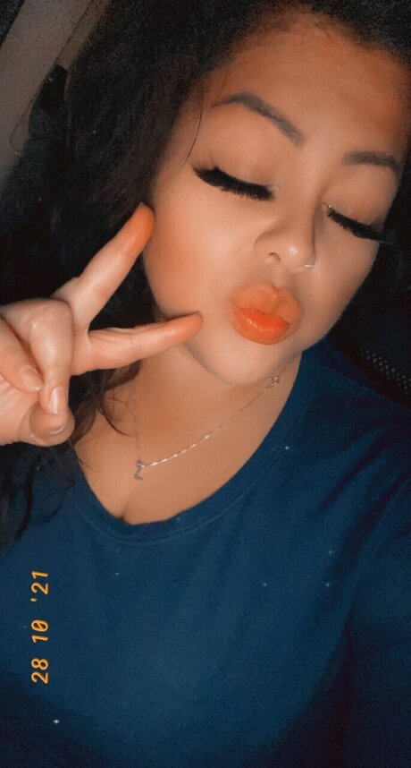 Nessapal12 onlyfans lesk