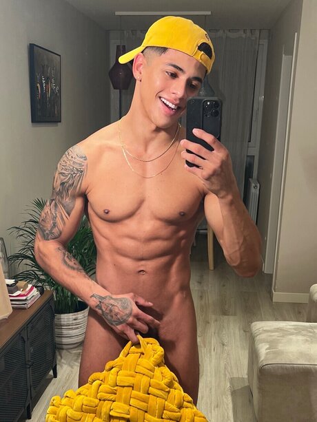 Greg Mu oz pics onlyfans