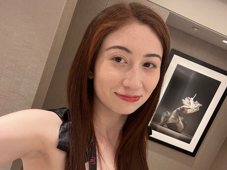 Ava Davis onlyfans desnuda