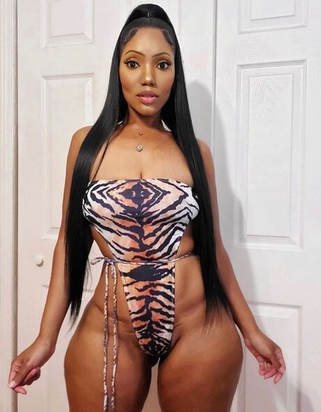 The Real Brickhouse pics onlyfans