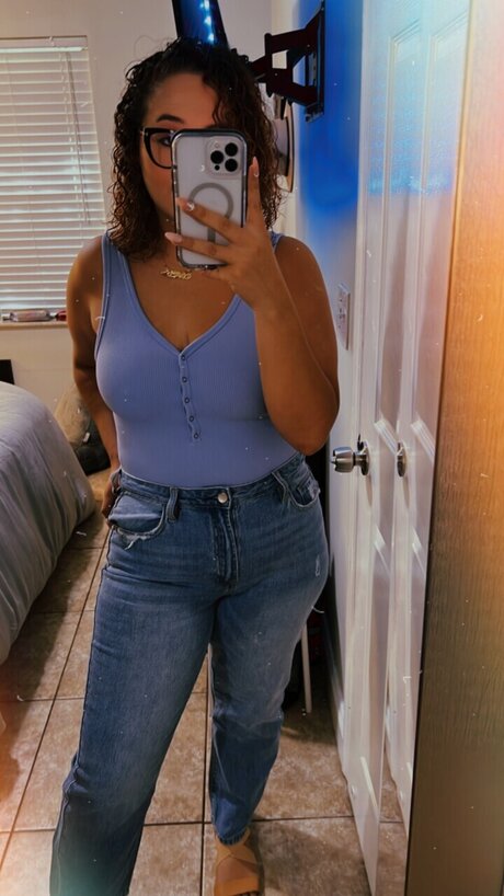 HotMom only fans nude leaks