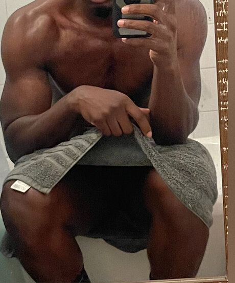 Sluggawood11D only fans naked