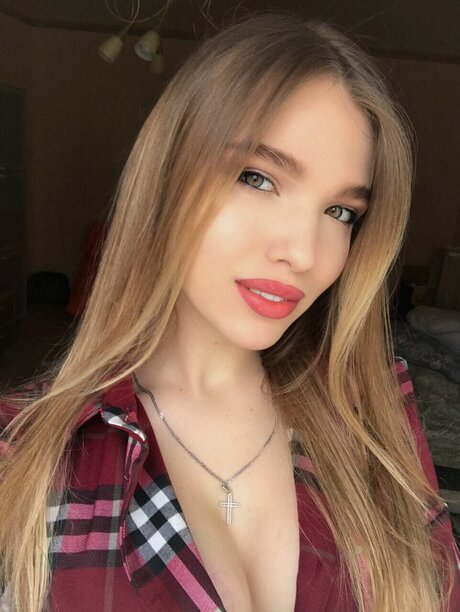 Marina G onlyfans content type