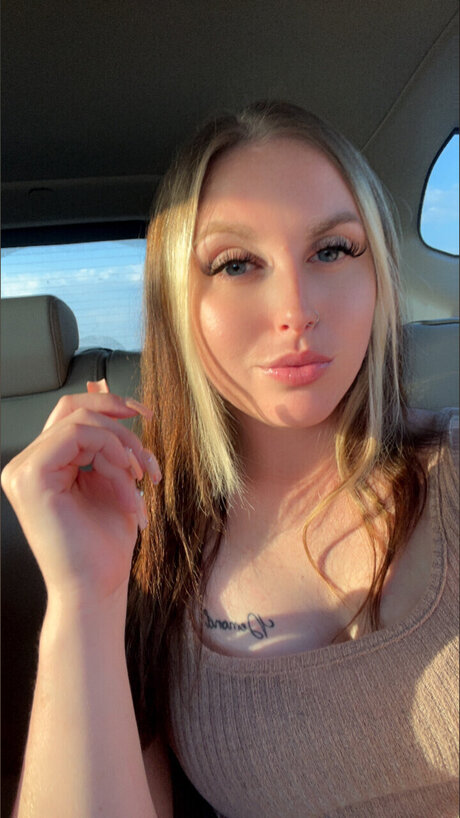 Badbitchbecky_ onlyfans leaked pics