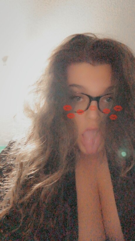 Big titty babe leaked porn onlyfans