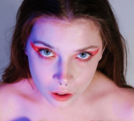 mihanikafree en onlyfans