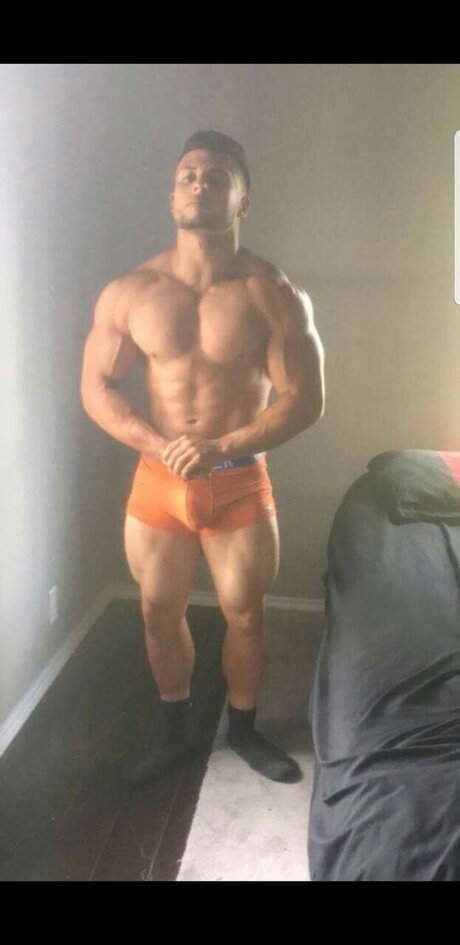 Portuguese Stallion onlyfans leaj