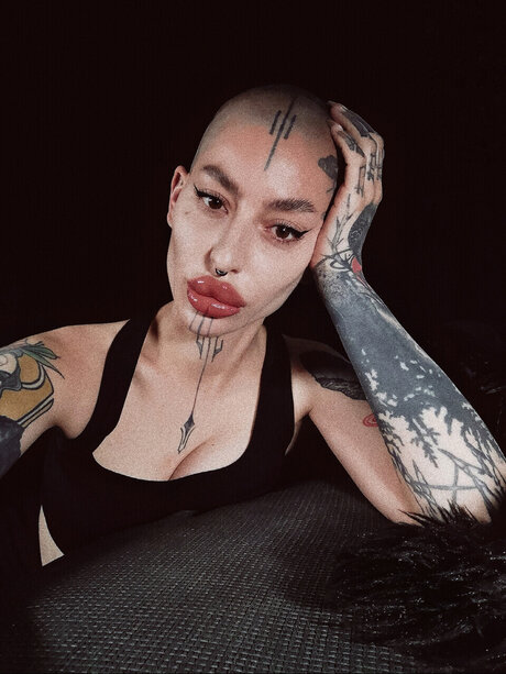 Lisbeth Nygma fans only