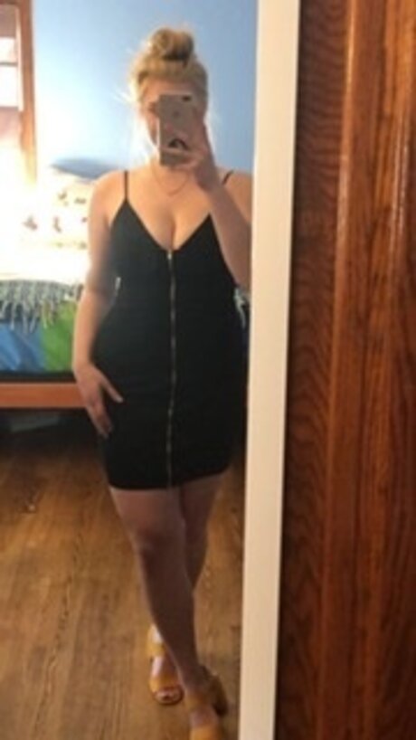 Nadine Porzondek onlyfans.