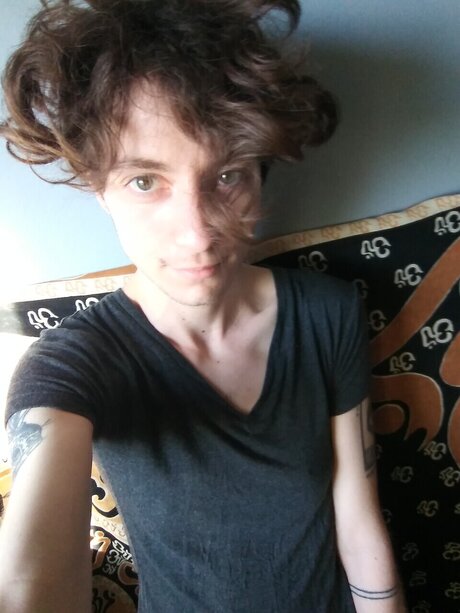 Wesley Hunter FTM nudes only fans