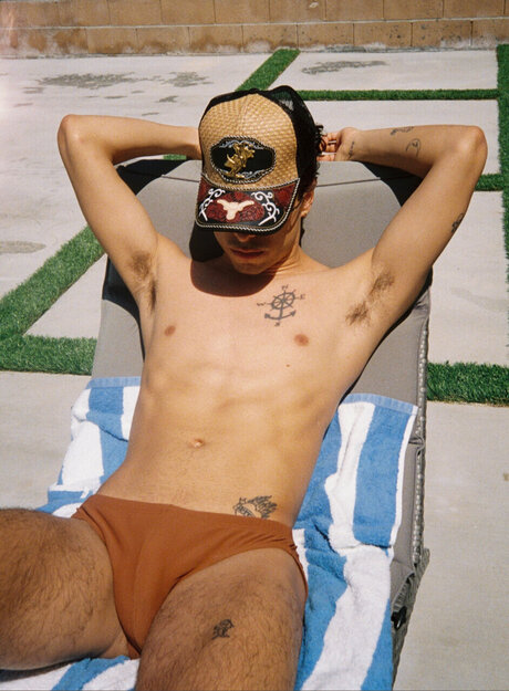 SANTO onlyfans model