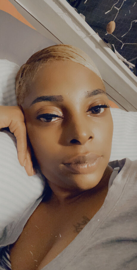 Bounce back_ onlyfans page