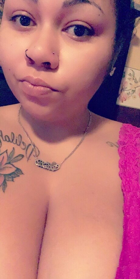 Dionna Berry naked onlyfans leak