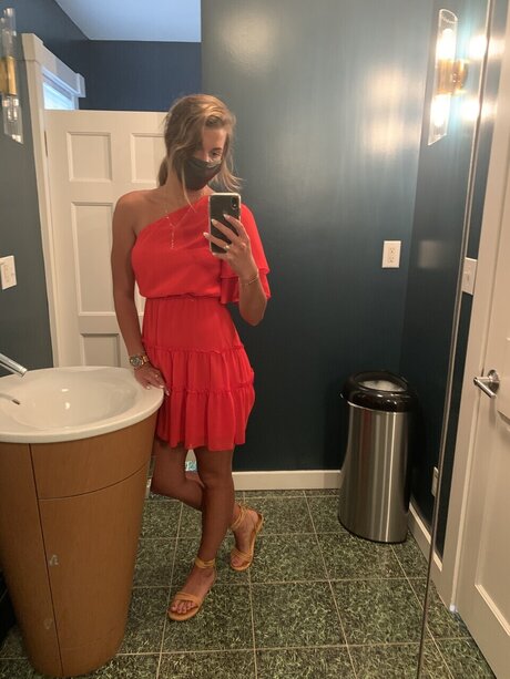 Lillie Claremont porn onlyfans leaks