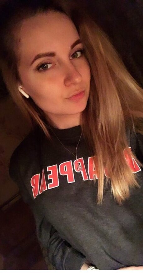 Vikki 13 onlyfans leak