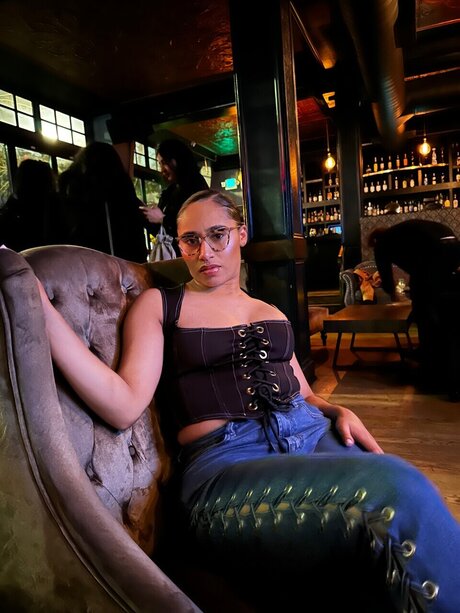 Niomi Lane onlyfans nude photos