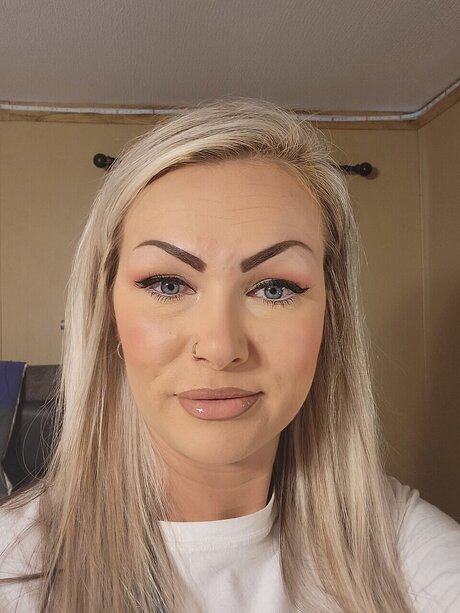 KY BARBIE onlyfans nudes