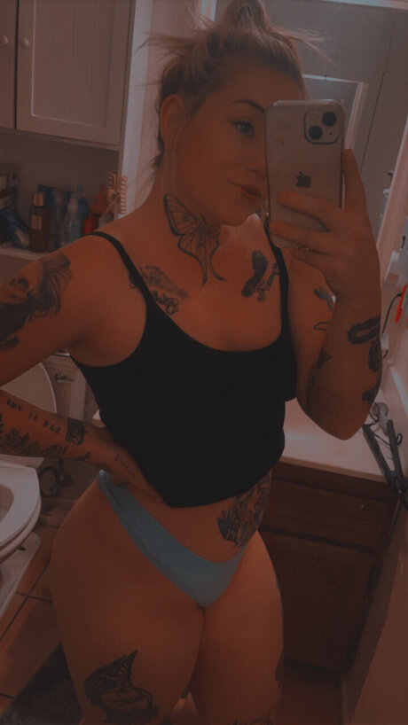 Precious Mynx onlyfans naked leak