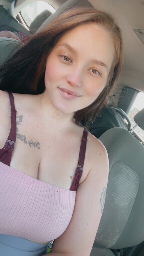 Savvvvyyy leaked onlyfans pics