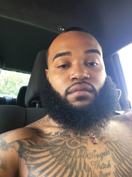 Tres Woods onlyfans model photos