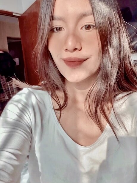 Nadine Oropeza onlyfans naked leaked