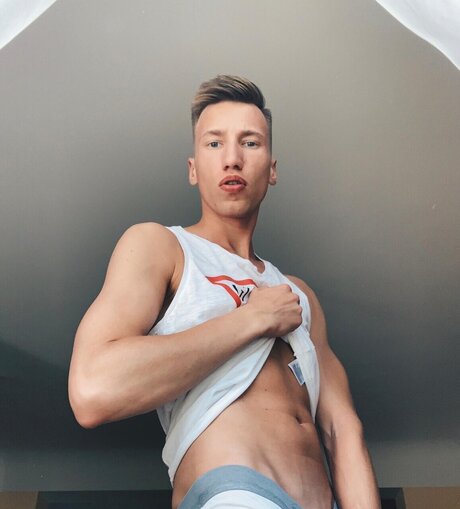 AngelDave onlyfans strip tease