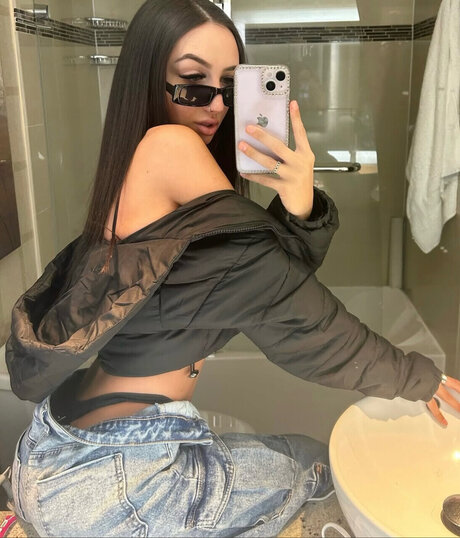 IcybriX onlyfans leaked nudes