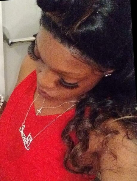 Un Predictable82 nude on onlyfans