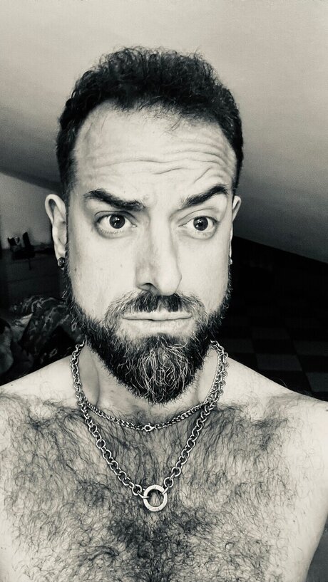 Rothbart83 onlyfans pics
