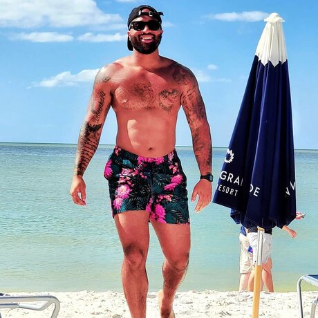 Kenneth Kent leaked only fans nudes