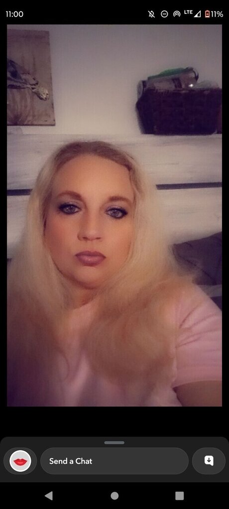 Chloe Woods onlyfans model