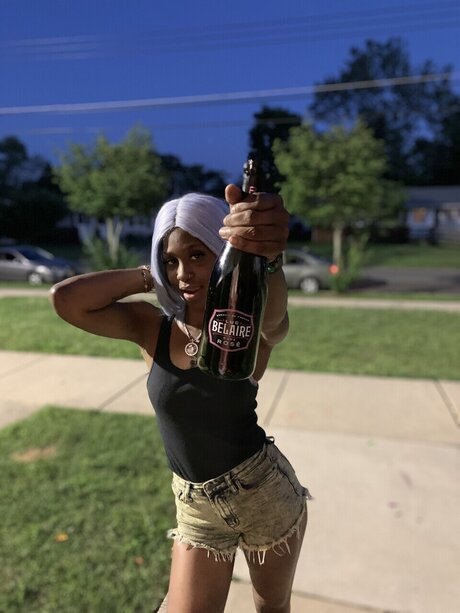 Hennessy naked onlyfans pics